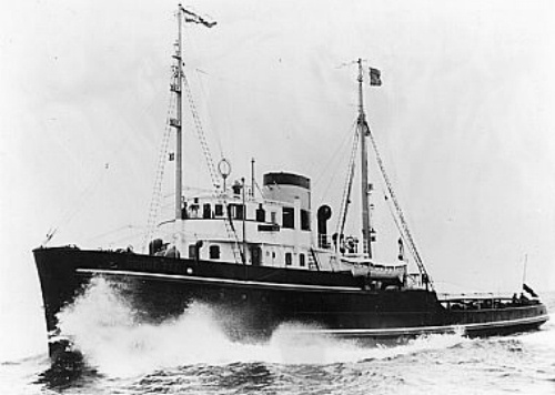 Dutch tugboat Roode Zee